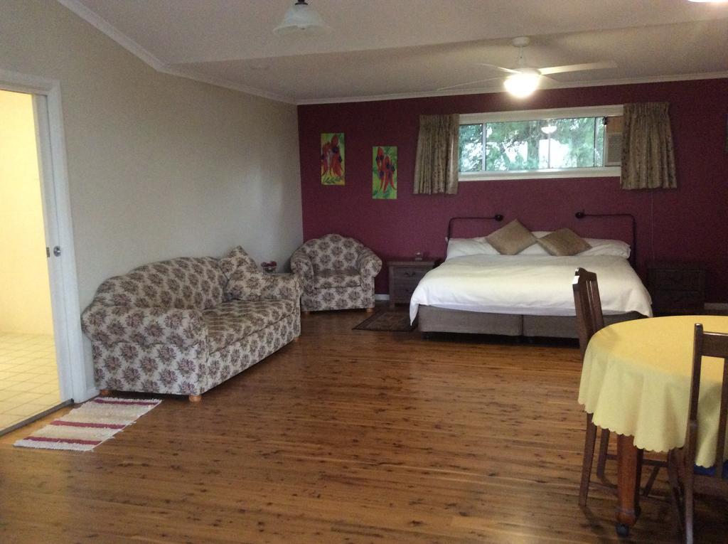 Bulwarra Bed & Breakfast Даббо Экстерьер фото